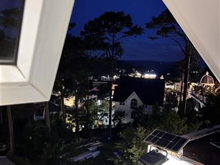 Chính chủ cho thuê villa khe sanh cao cấp full nội thất cao cấp view siêu đẹp gần hồ xuân hương.