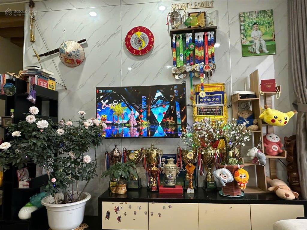 Bán chung cư viện 103 79m2. sổ đỏ chính chủ