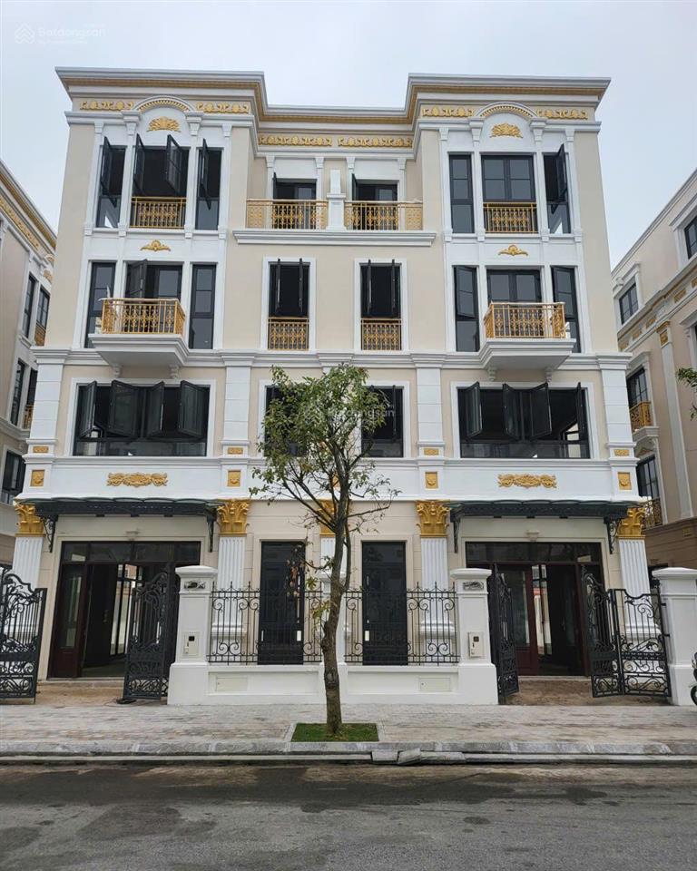 Chính chủ bán biệt thự 180 m2 vin vũ yên  hg1115  phân khu hoàng gia  vị trí đẹp  15,9 tỷ