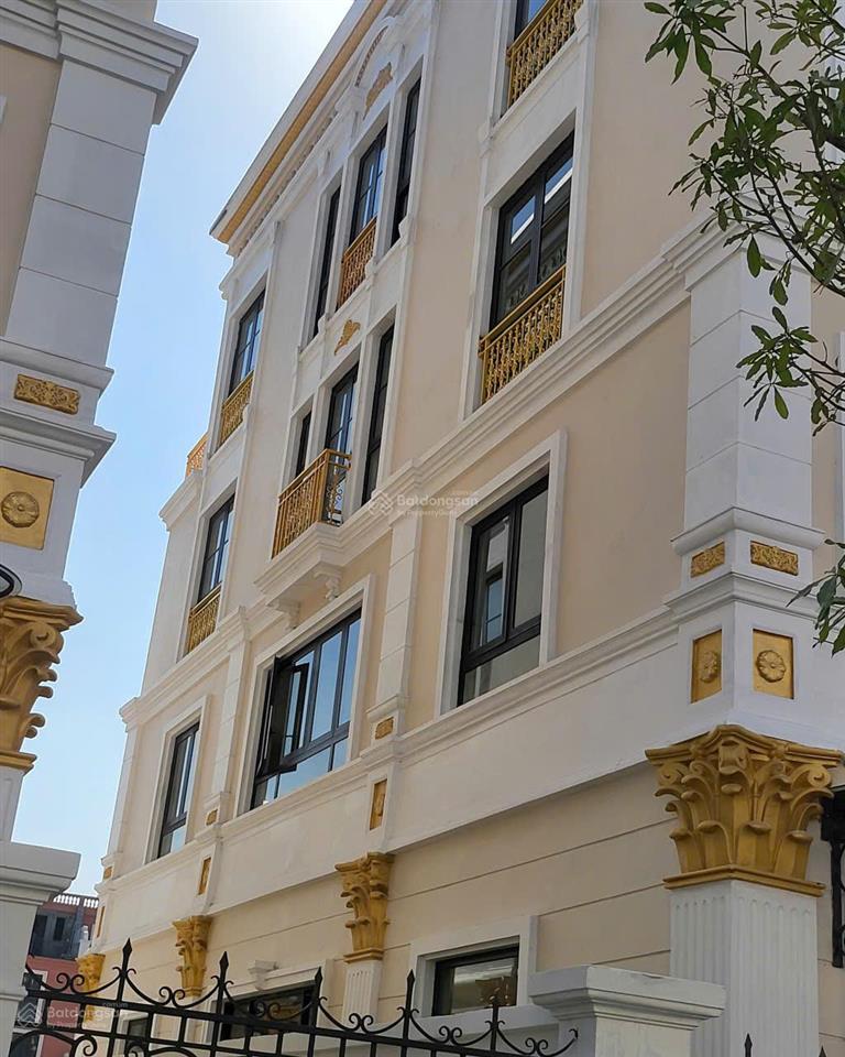 Chính chủ bán biệt thự 180 m2 vin vũ yên  hg1115  phân khu hoàng gia  vị trí đẹp  15,9 tỷ