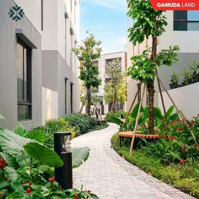 Bán nhà phố, nhiều tiện ích tại the meadow bình chánh, 10 tỷ, diện tích 100m2
