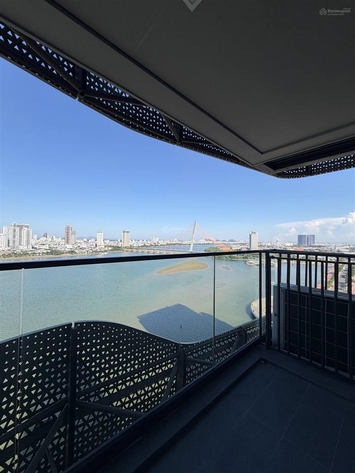 Hạ giá tới 599tr bán gấp căn hộ filmore 3 ngủ tầng 18, 145m², 23,89 tỷ view sông hàn triệu đô