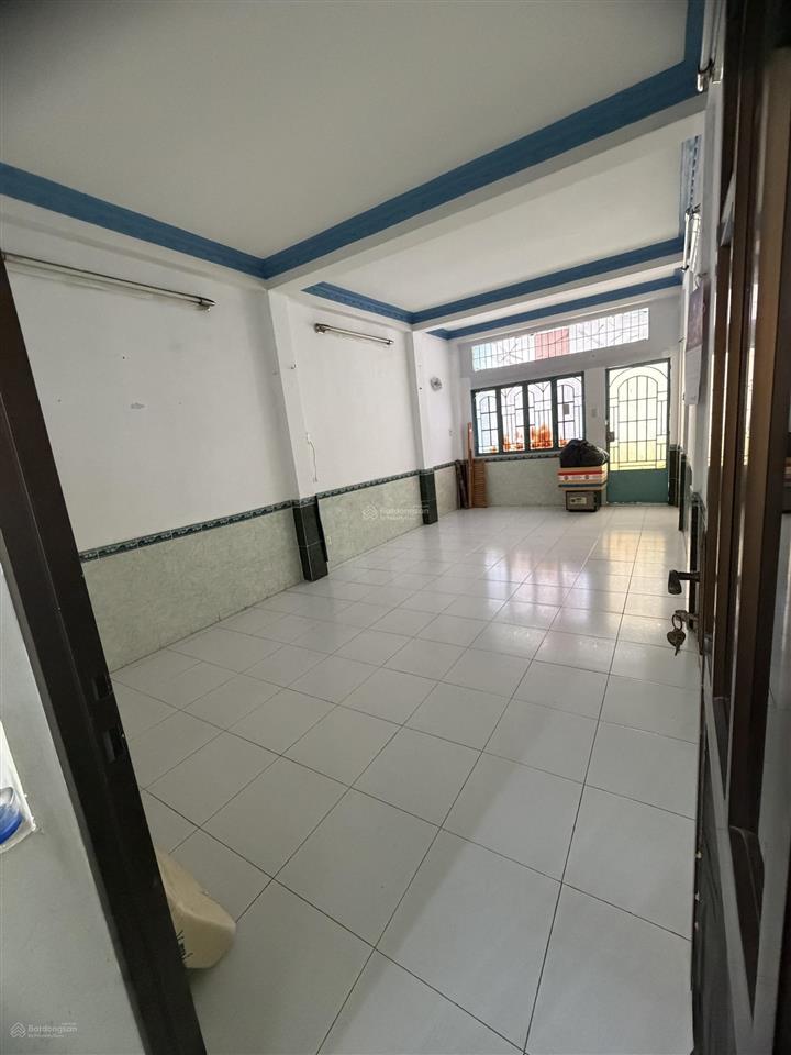Cần bán nhà hẻm xe hơi f8, q11