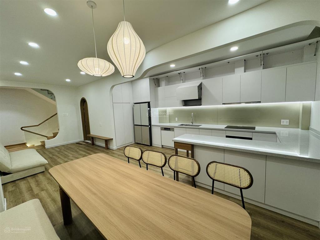 Mình bán nhà đẹp 5*20m gần trung tâm thủ thiêm, phường an khánh ạ