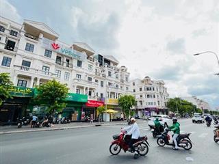 Bán nhà mặt tiền nguyễn văn lượng  dt 10x20m  5 tầng  sẵn hợp đồng thuê 140/tháng