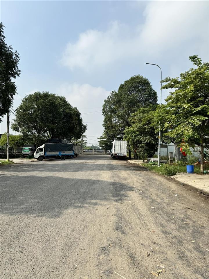 Bán đất thới an quận 12 cũ, 100m², đường rộng 20m, sổ hồng riêng