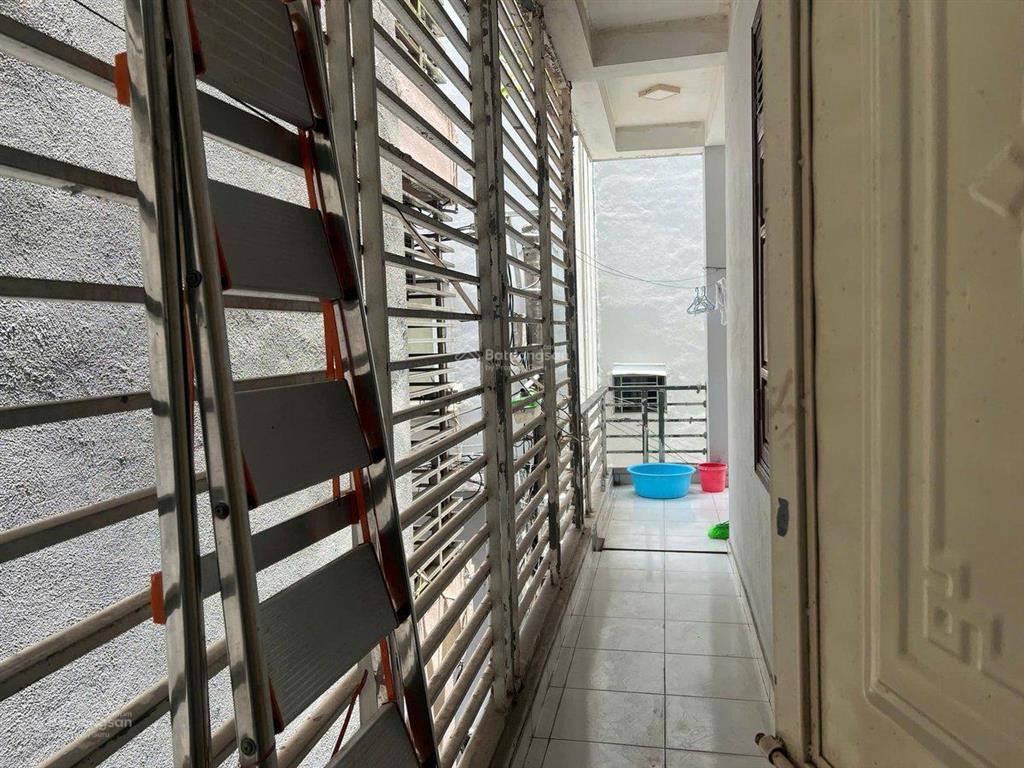 Chính chủ bán gấp nhà ngõ 2 trần văn lai ngay kđt sông đà mỹ đình diện tích 39m²