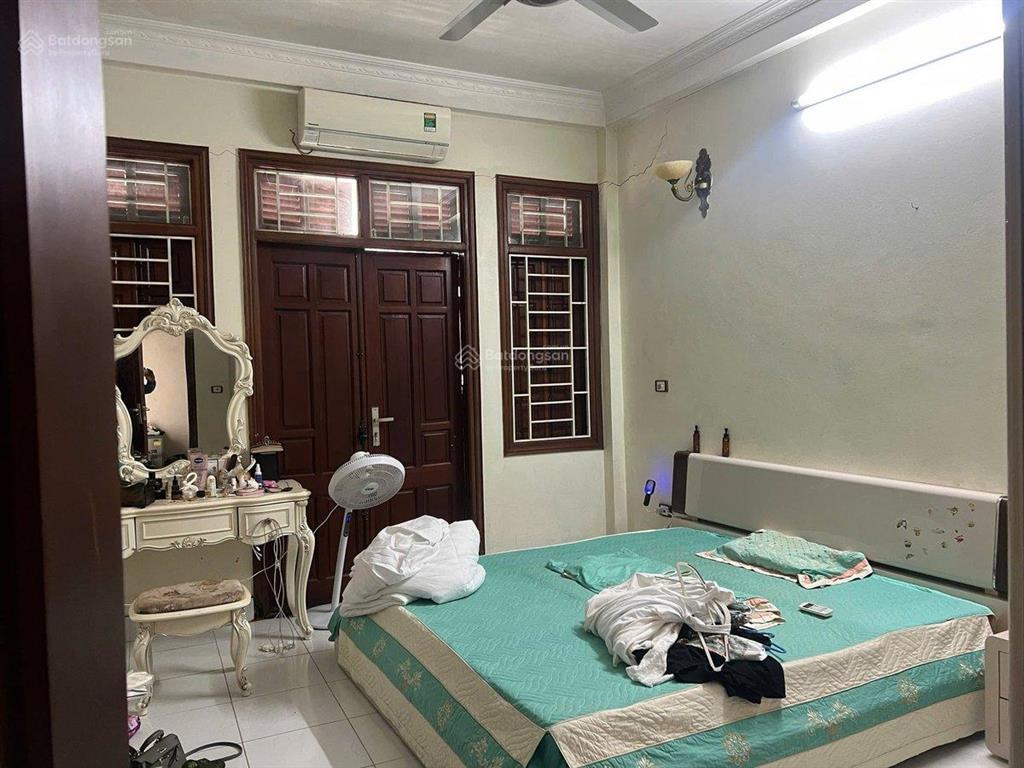 Chính chủ bán gấp nhà ngõ 2 trần văn lai ngay kđt sông đà mỹ đình diện tích 39m²