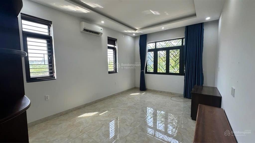 Siêu phẩm nhà 3 tầng ven sông hòa xuân  đường thanh lương 16