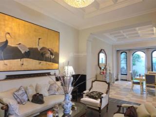Bán nhà trần khánh dư 366m²  biệt thự phong cách pháp  sân vườn  quận 1  giá 200 tỷ