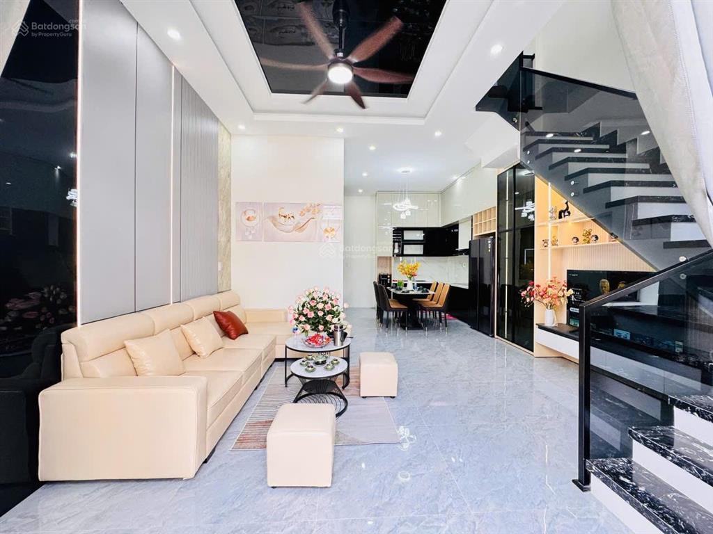Mình chính chủ cần bán căn nhà vila mini kiệt ô tô đậu đỗ trước nhà . kiệt 59 phan khoang