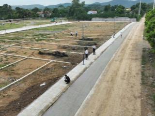 Do làm ăn thua lỗ, chính chủ cần bán gấp mảnh đất vàng trung tâm xã thạch quảng
