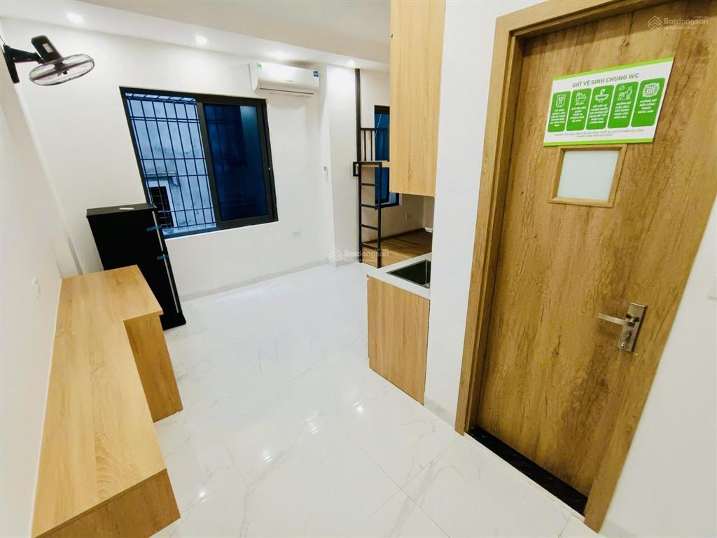 Trần thái tông 54m2 5t  50m ra đường oto