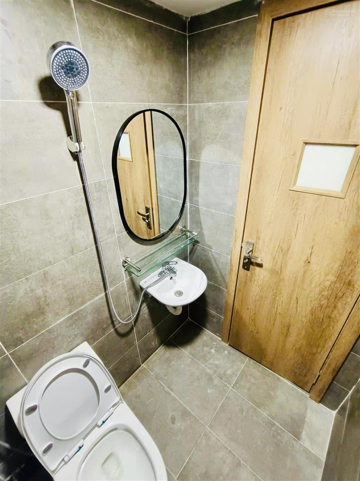 Trần thái tông 54m2 5t  50m ra đường oto