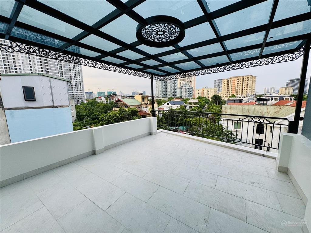 Hoa bằng 33m 6t thang máy  10m ra mặt phố
