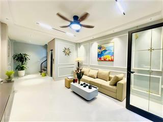 Cầu giấy 48m 6t  8m ra mặt phố