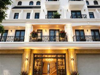 Cho thuê shophouse cạnh trung tâm hành chính thành phố, dân cư đông đúc, về kinh doanh được luôn