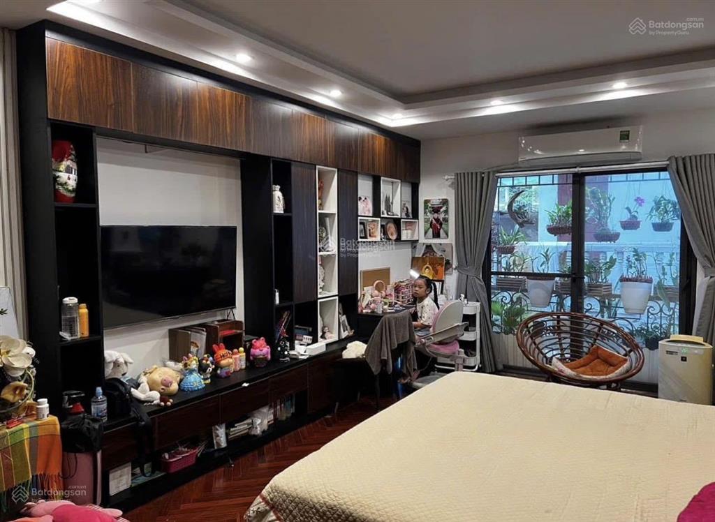 Hiếm mặt phố nguyễn thị định 90m2  2 mặt tiền trước sau đều 8m  phù hợp xây building 10 tầng