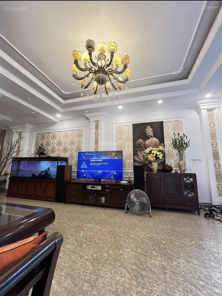 Hiếm mặt phố nguyễn thị định 90m2  2 mặt tiền trước sau đều 8m  phù hợp xây building 10 tầng