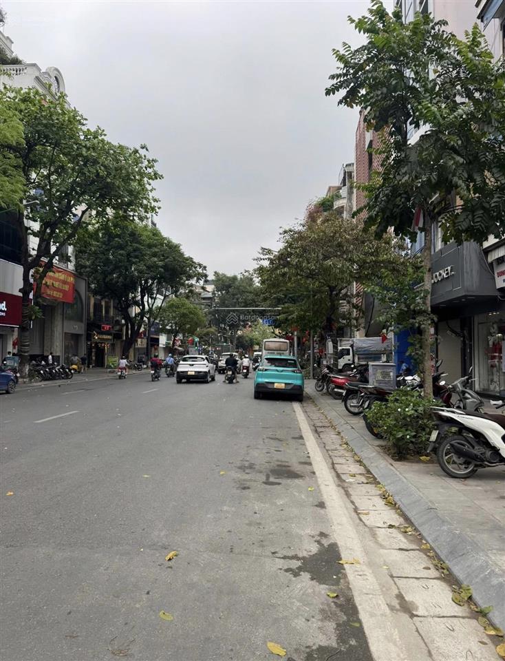 Bán nhà mặt phố huế hai bà trưng 189m2 mặt tiền 6.8m phù hợp xây building  giá đẹp trên 100 tỷ