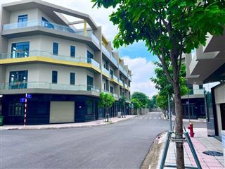 trả trước 700tr sở hữu ngay nhà 1 trệt 2 lầu có sân thượng tại TP HCM