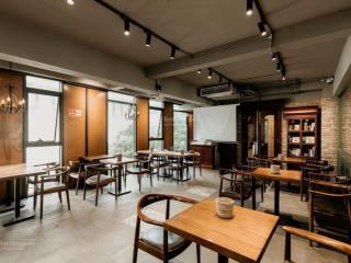 Bán nhà thái hà, dt 52m2 x 7 tầng thang máy, mặt tiền quyền lực 12m, dòng tiền 1.2 tỷ/năm
