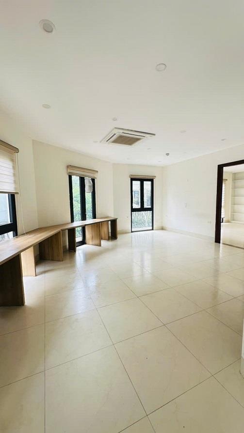 CHO THUÊ: SÀN VĂN PHÒNG GIÁ TỐT - QUẬN LONG BIÊN