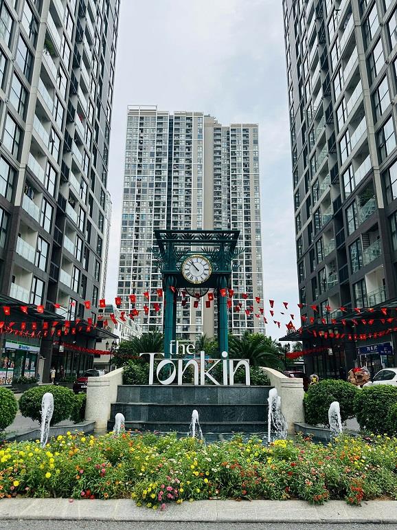 CĂN 2PN TK1 – VINHOMES SMART CITY  FULL NỘI THẤT  SẴN SỔ ĐỎ  GIÁ 6 TỶ