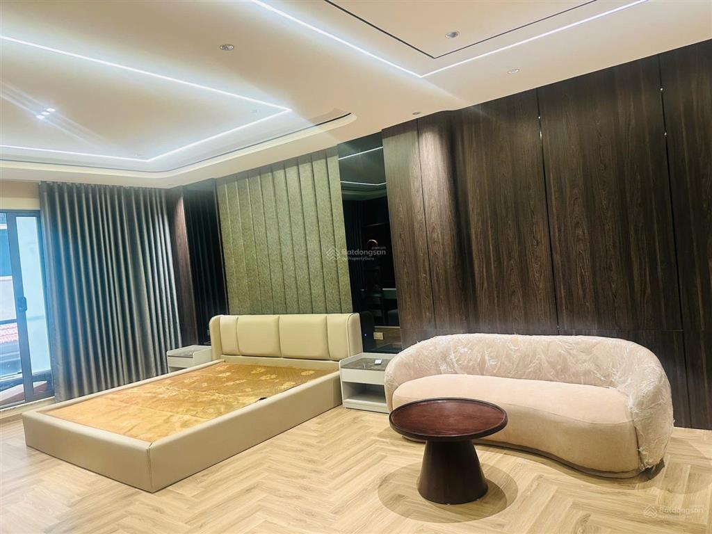 Cho thuê phòng ngủ tầng 3 full nội thất  ngõ 163 nguyễn văn cừ, bồ đề, hn