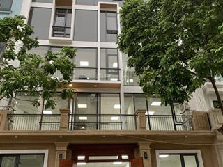 Cho thuê văn phòng 500m2 dự án 108 nguyễn trãi, thanh xuân, 6 tầng, mt 11m, thông sàn