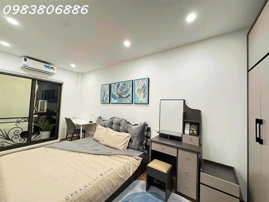 HÀNG HIẾM NGỌC THUỴ -  PHÂN LÔ - 7 TẦNG THANG MÁY - NHÀ MỚI -