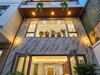 HÀNG HIẾM NGỌC THỤY - LONG BIÊN- HƠN 9,5 TỶ – PHÂN LÔ – 7 TẦNG THANG MÁY – Ô TÔ GẦN
