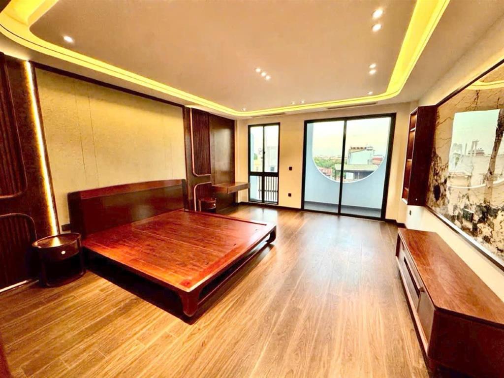 Hơn 15 tỷ-Bán Nhà Thạch Bàn 55m2-Mt 6m-7 Tầng Thang Máy-Ô TÔ TRÁNH-LÔ GÓC-FULL NỘI