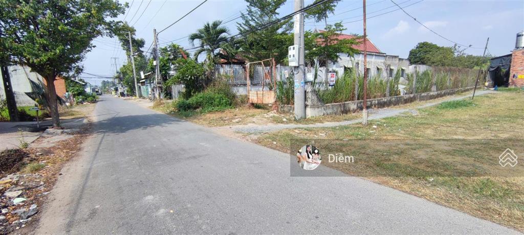 Đất ngay trung tâm trảng bàng 178m2 đất odt đ. đt 787  gia lộc giá 800 triệu, dân cư đông, shr