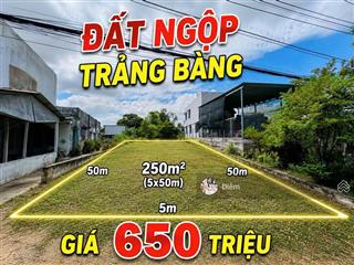 Chủ đang cần bán lô 250m2 đất giá 650tr, đ. bàu mây gần kcn trảng bàng & kcx linh trung 3, sổ riêng