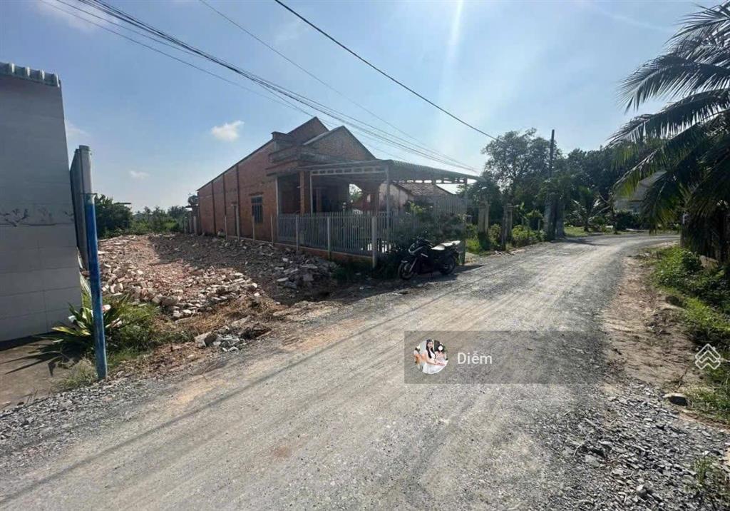 Bán lô đất 135m2 giá 600tr ở đ. đặng văn trước gần ngã tư an bình cách kcn trảng bàng chỉ 5p, shr