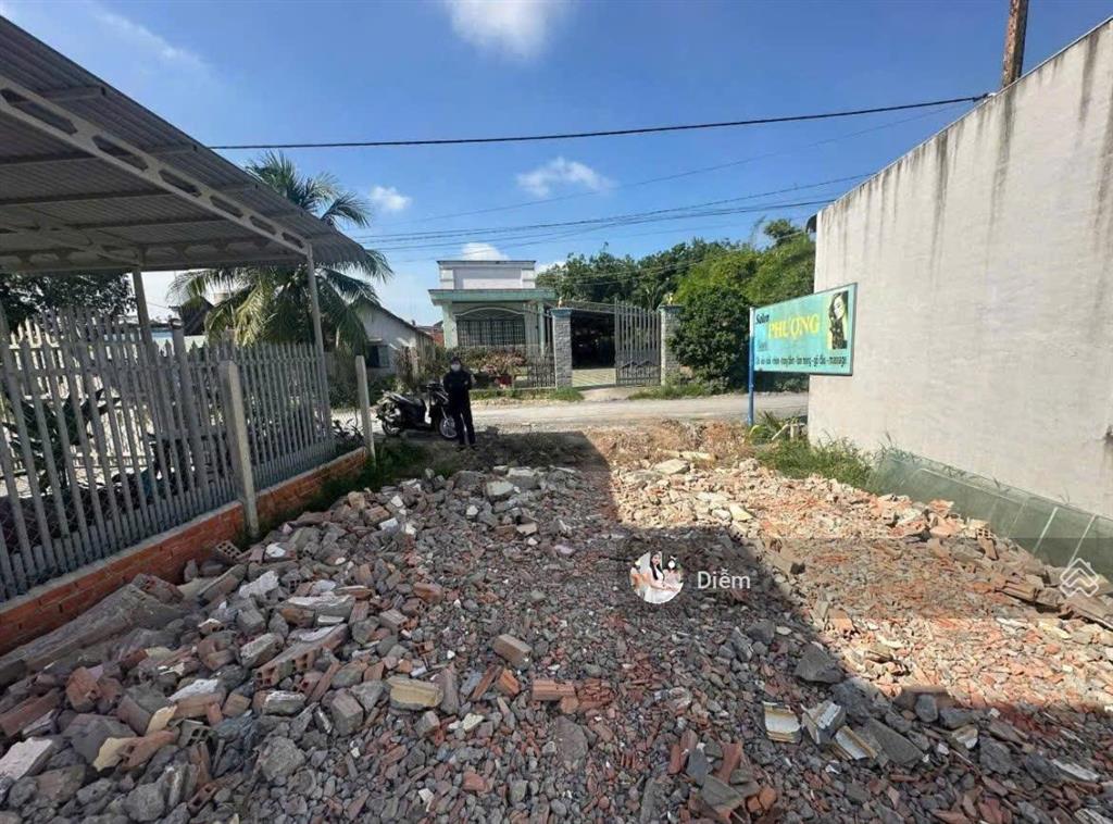 Bán lô đất 135m2 giá 600tr ở đ. đặng văn trước gần ngã tư an bình cách kcn trảng bàng chỉ 5p, shr