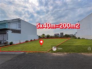 Chủ kẹt tiền cần bán 200m2 đất giá 800tr, đ. bàu mây gần chợ suối sâu cách 5 phút đi xe, sổ riêng