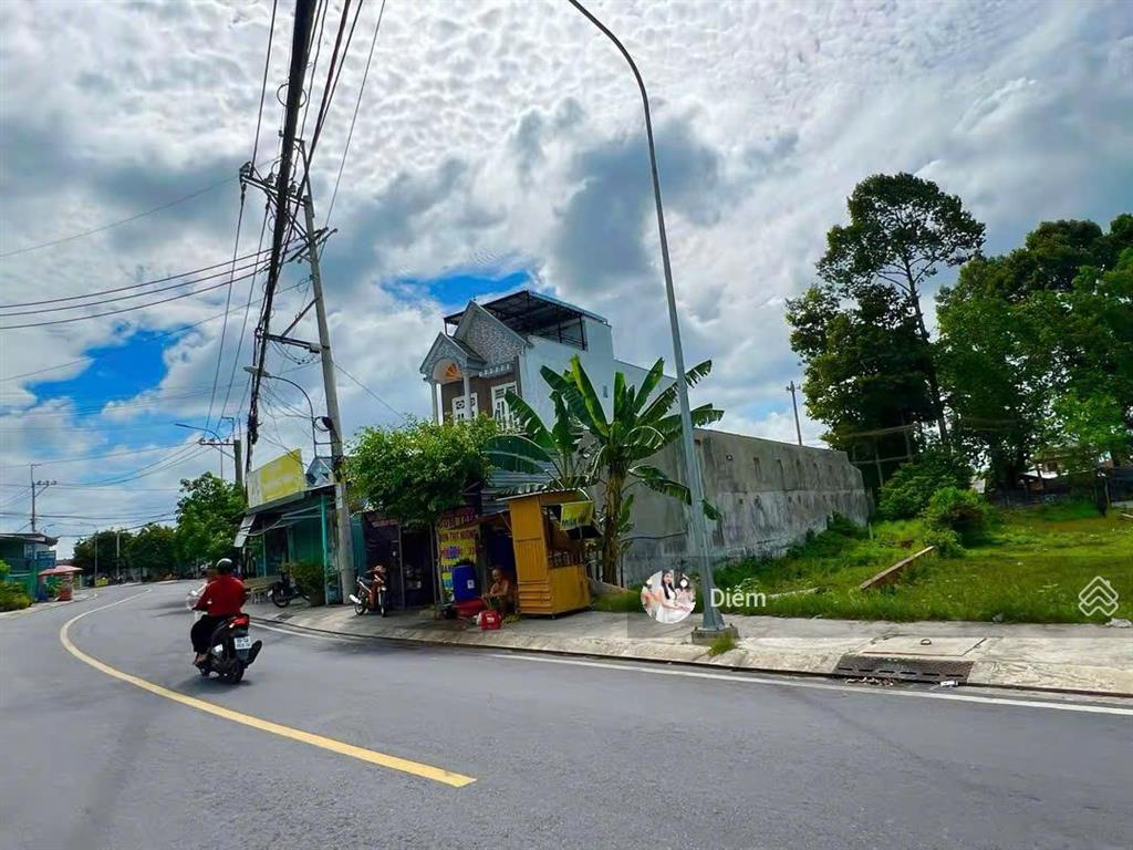 Chính chủ cần bán lô 170m2 đất giá 750 triệu nằm ở đường đt 787 ngay trung tâm trảng bàng, shr