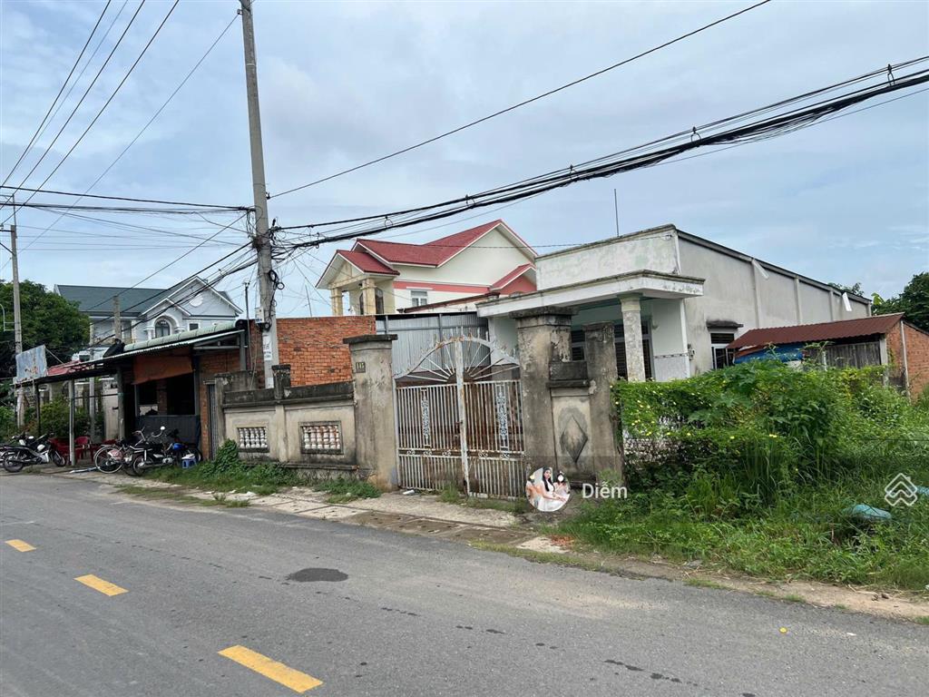 Kẹt tiền cần bán 300m2 đất giá 750tr. đ. an bình cách kcn trảng bàng chỉ 500m. shr, dân đông