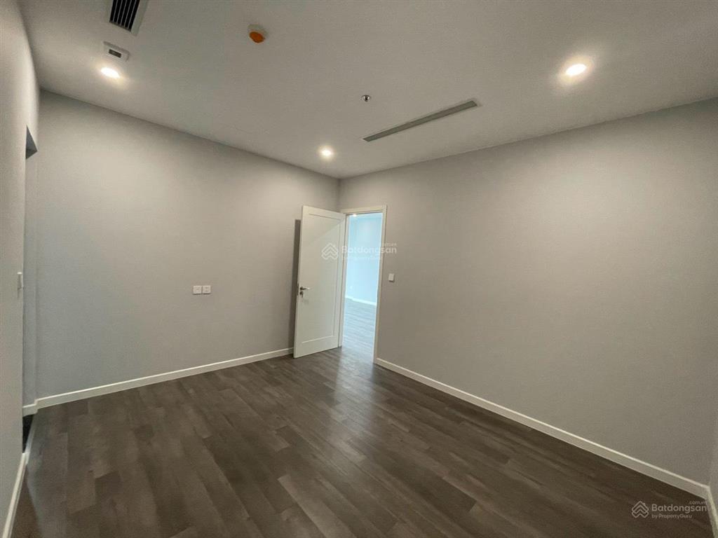 Hiếm, chủ nhà cần bán gấp the nine, 144m2, giá nhỉnh 15 tỷ, nhà đẹp, call 0769 069 ***