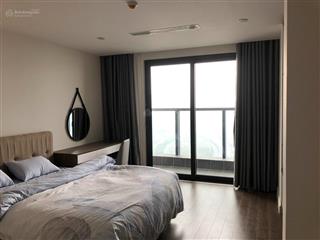 Rất hiếm  hà đô park view  ngay sát nguyễn văn huyên kéo dài  đi lại thuận tiện, ít người bán
