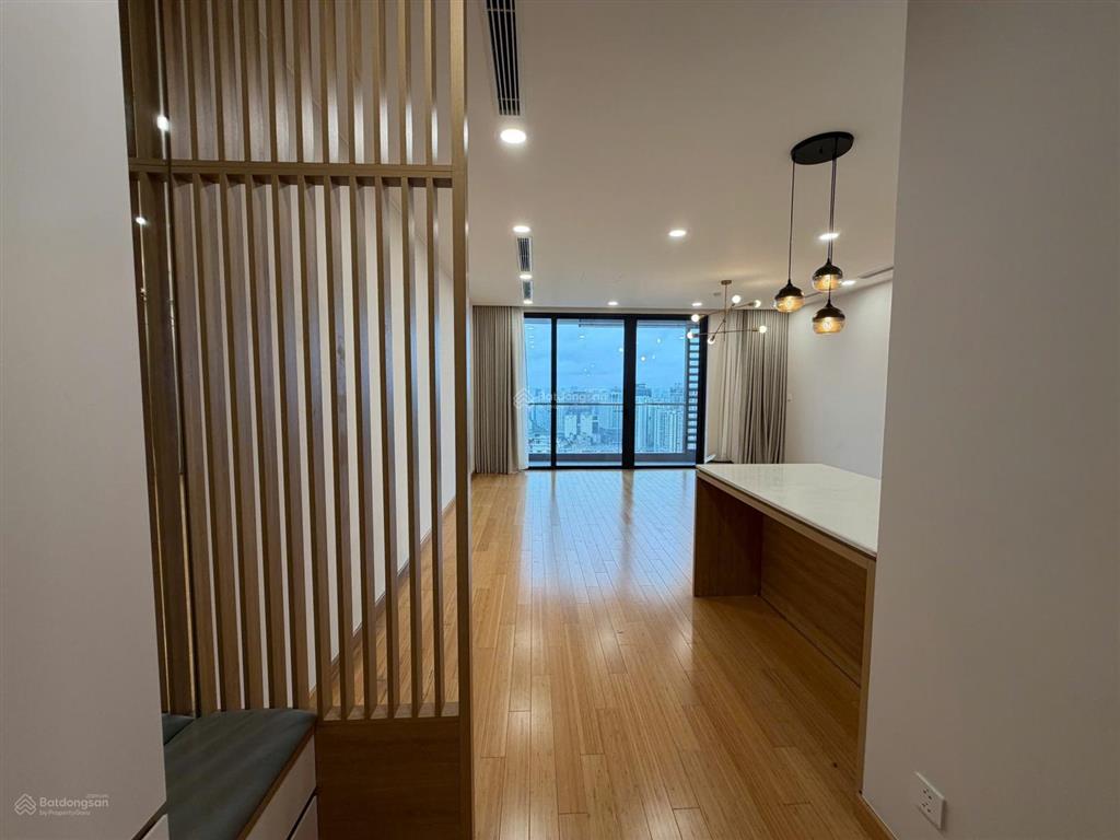 Rất hiếm, căn góc, 3pn the zei,  115m2, 2 ban công rộng, thiết kế thoáng, giá loanh quanh 12t