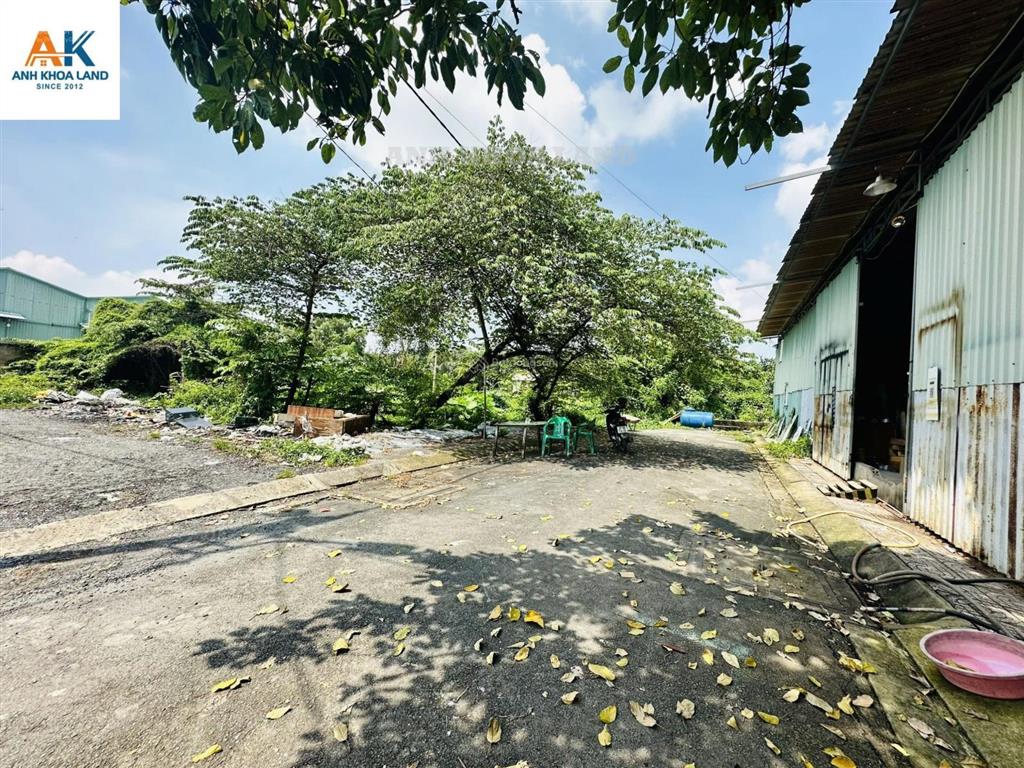 Bán gấp đất ngộp đường 7m có lề đường lý tế xuyên ngay uỷ ban phường linh đông ngang 5m vuông vức