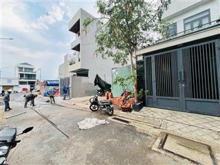 Bán đất đẹp kdc đường 7m thông ra phạm văn đồng chỉ 30m giá f0 chưa qua đầu tư xây dựng do 4 tầng
