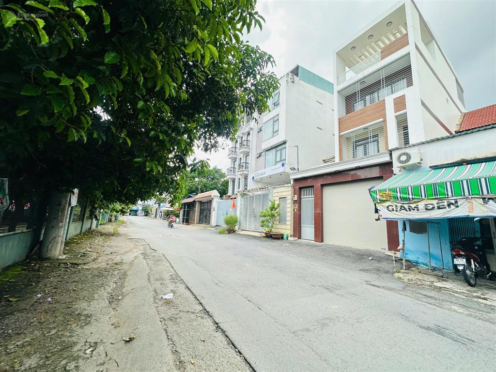 Bán đất đẹp phù hợp chdv ngang 6m hiếm ngay hoàng diệu 2 xa lộ hà nội vị trí vàng trung tâm thủ đức