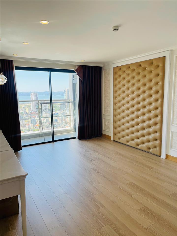 Chính chủ cần bán căn hộ chung cư khách sạn 5 sao trong khu Beverly Hills Đức Dương, Bãi