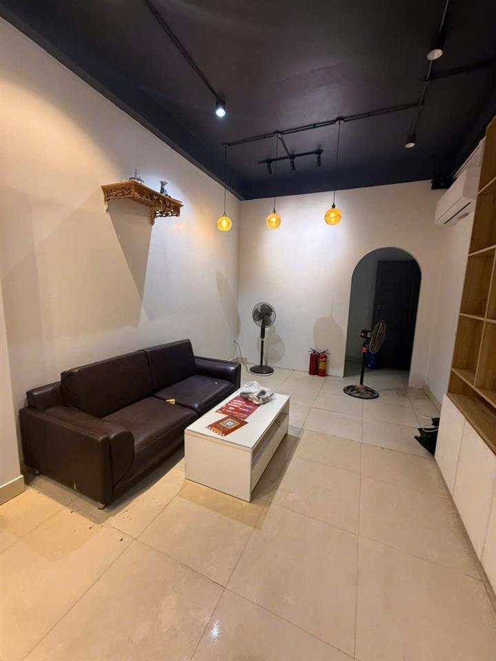 MẶT BẰNG TẦNG 1 CHO THUÊ – ĐƯỜNG LÁNG, ĐỐNG ĐA