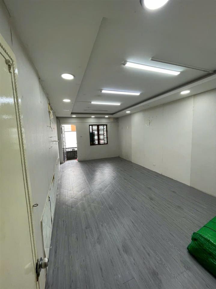 CHO THUÊ MẶT BẰNG LẦU 1 – LÊ VĂN SỸ, PHƯỜNG NHIÊU LỘC (Q3 CŨ)
HỖ TRỢ NỬA THÁNG ĐẦU SETUP