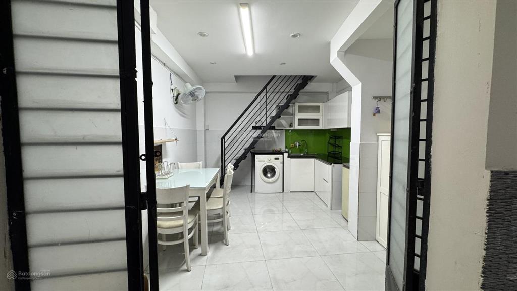 Bán nhà riêng tổng diện tích sử dụng là 45,9m2 (3 tầng) chính chủ tại phú nhuận
